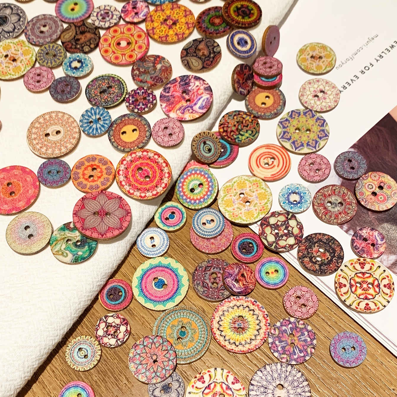 100pcs Round Vintage Buttons for Crafting Projects